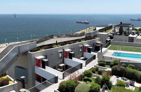 HOM Studio for 2 in Cerro Barón · Pool and metro