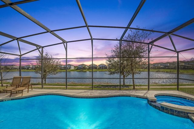 Gorgeous lake view retreat, Theater, Big Pool Area