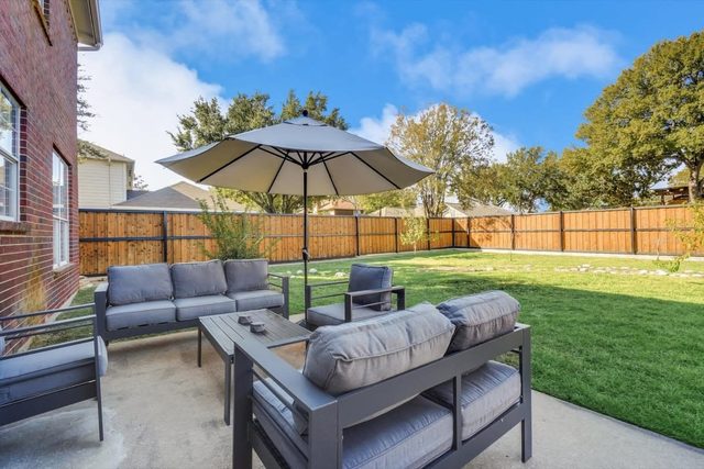 Lewisville Estate - Spacious 5BR w/ Game Room
