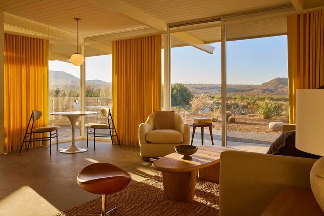 The Bungalows by Homestead Modern, Deluxe Suite