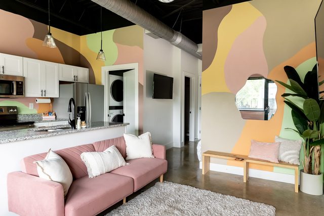 NEW Studio Sleeps 4 - 7 mins to DT! — Nashville, TN