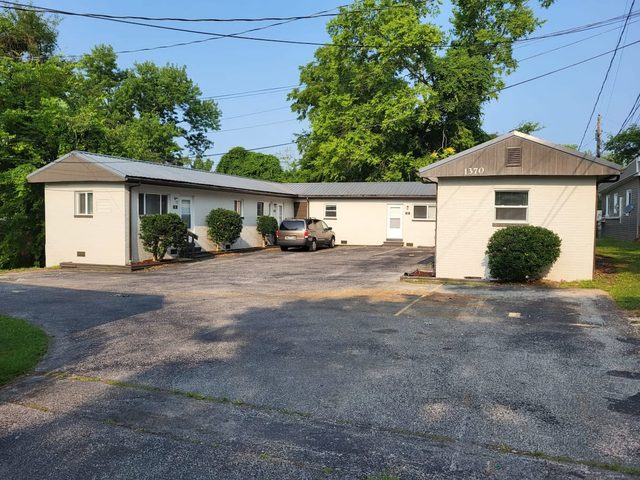 Charming 1BR Efficiency Apt Near TTU & Downtown