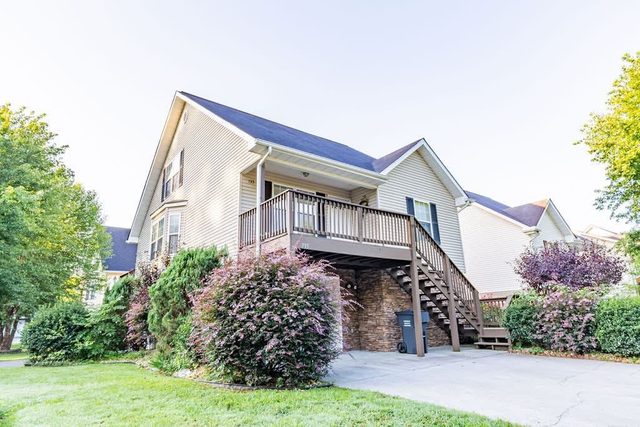 Riverside Pigeon Forge Retreat