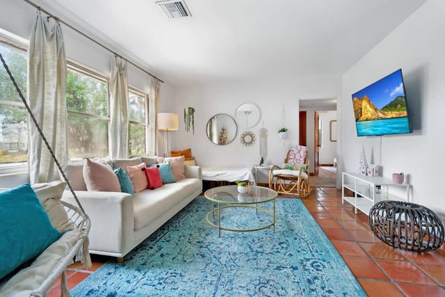 Walk to Downtown St. Augustine, Boho Chic Bungalow
