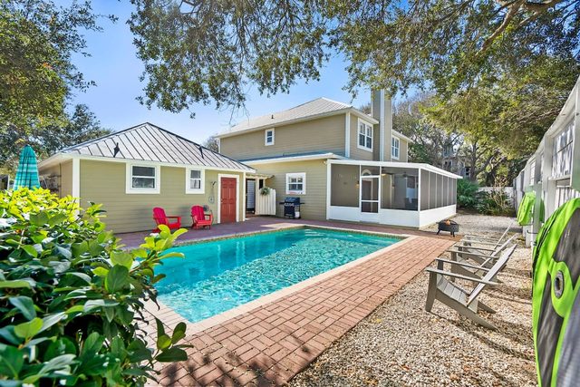 Beach House, Pool, Golf Cart, Game Room, BBQ,