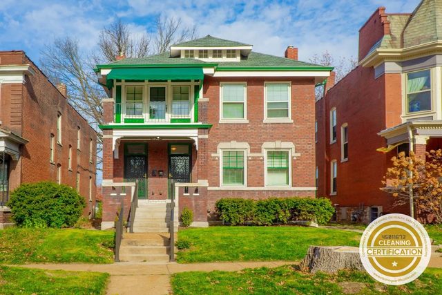 8BR at Tower Grove Park Sleeps 22 ABODEbucks — St. Louis, MO