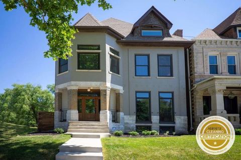 Grand "La Chambre" in CWE 5BR 3BA ABODEbucks — St. Louis, MO