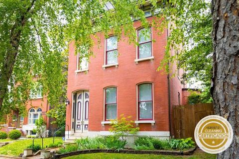 Gorgeous Benton Park Manor ABODEbucks — St. Louis, MO