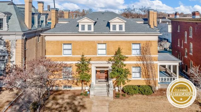 Stately 8BR Historic CWE Home  ABODEbucks — St. Louis, MO