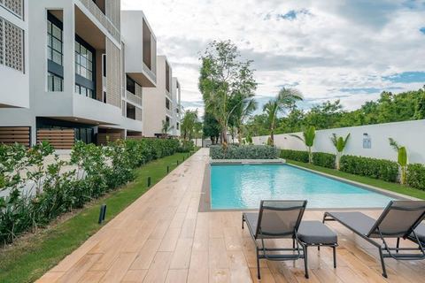 1BR Balcony & Pool in Flats at The Village
