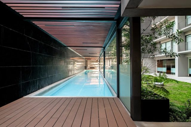 2BR with Rooftop & Swimming Lane in Taman