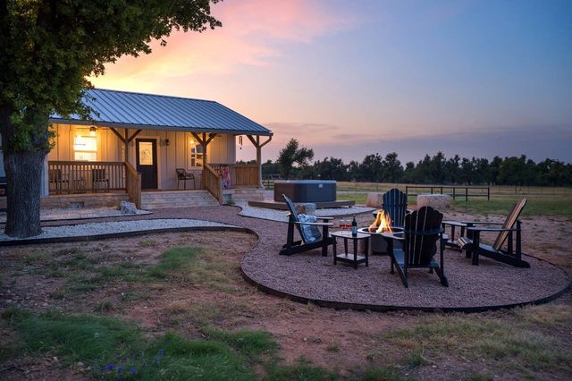 Cherry Pond, Hot Tub, Fire pit, Views!