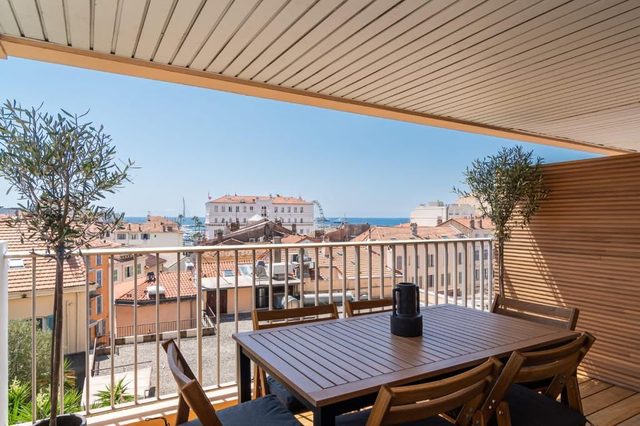 3 bedroom apartment: Ferrage II