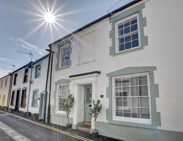 Beautiful House in Bideford on Peaceful Street