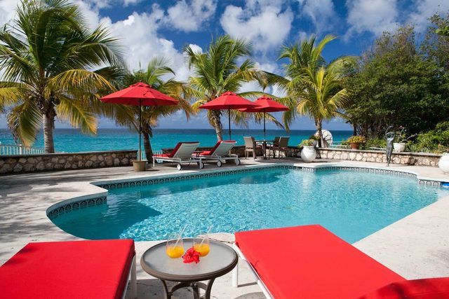 Baie Longue Beach House (3 bedrooms) - Beachfront villa with pool, Terres Basses, St. Martin