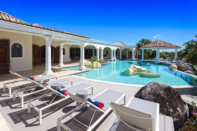 La Salamandre (6 bedrooms) - Lagoon front villa with pool, Terres Basses, St. Martin