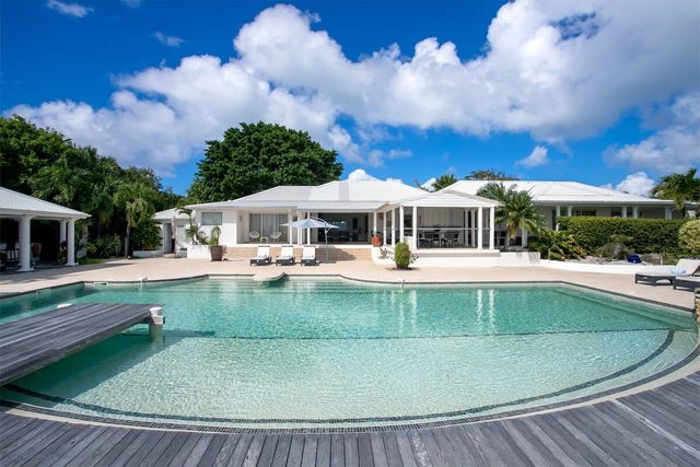 Sol e Luna (3 bedrooms) - Beautiful villa with pool, Terres Basses, St. Martin — Terres Basses