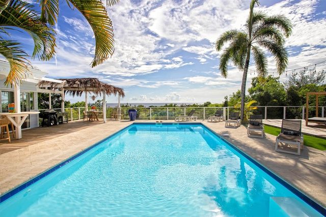 Jacaranda (2 bedrooms) - Ocean view villa with pool, Terres Basses, St. Martin — Terres Basses