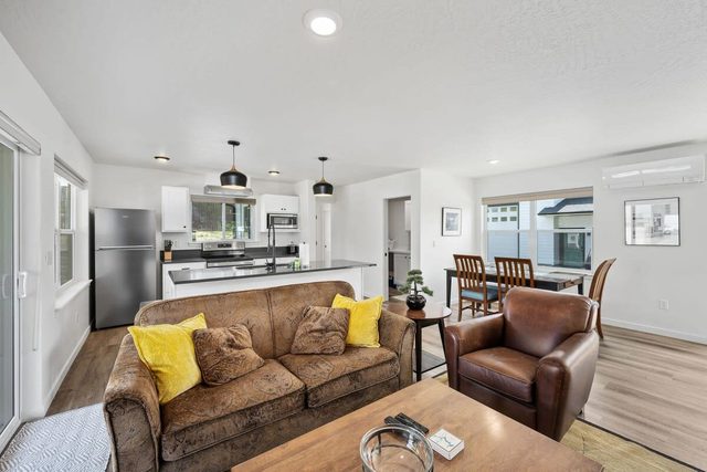 Centennial Pines Retreat - A Cozy and Centrally Located Home