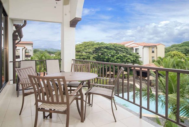 Renovated Mountaintop Condo w/ Stylish Design & Resort-Style Amenities