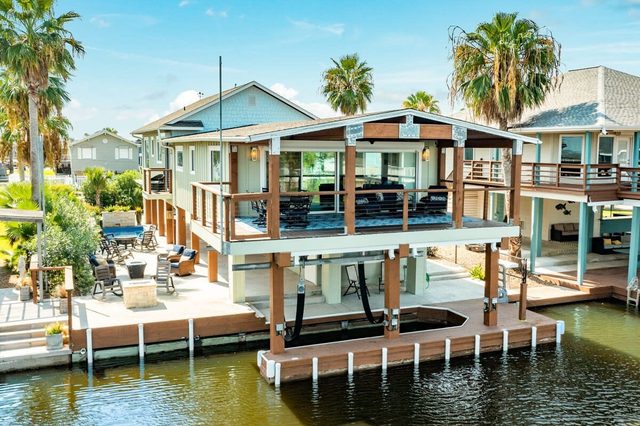 The Oasis - Private Pool, Bayfront, Fire Pit!