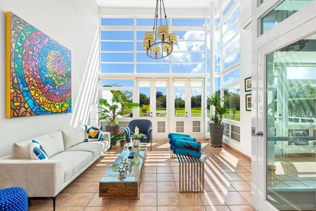 Casa Iris | Vibrant & spacious family villa in Dorado!