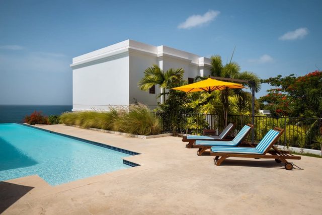 Mangó y Playa | Elegant Villa with Plunge Pool — Rincón, PR