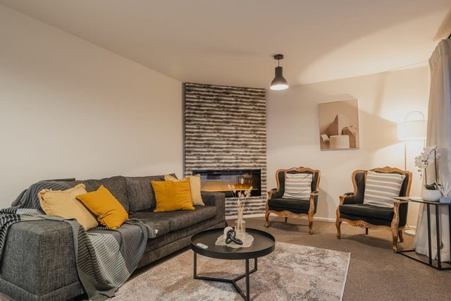 Radnor Luxe | Hot Tub, Parking & Family Comfort