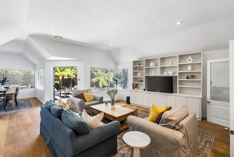 KaleidoNook | 3BR + Parking + Private Yard — Christchurch, Canterbury