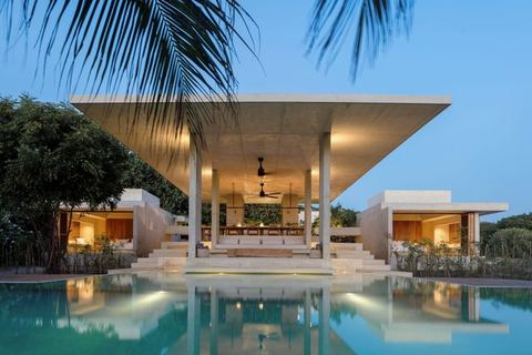 Exclusive House 6BR Beachfront in Puerto Escondido