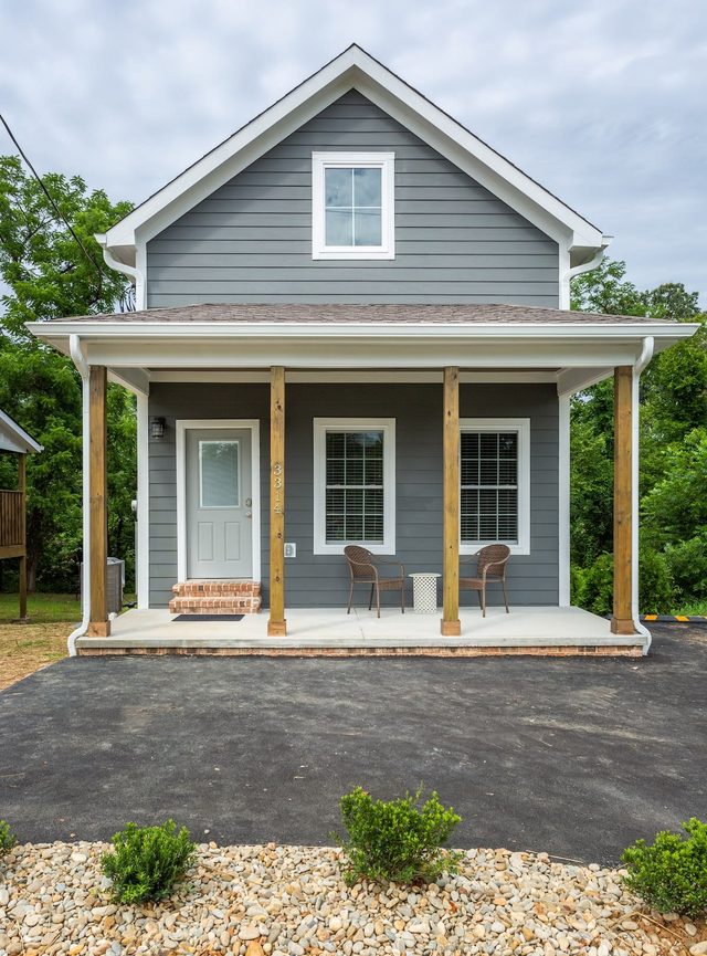 Riverfront Cottage/Hot Tub/In DwTn Pigeon Forge