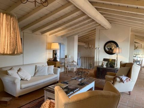 Panorama Toscano with Splendid Sea Views, Terrace and Whirlpool