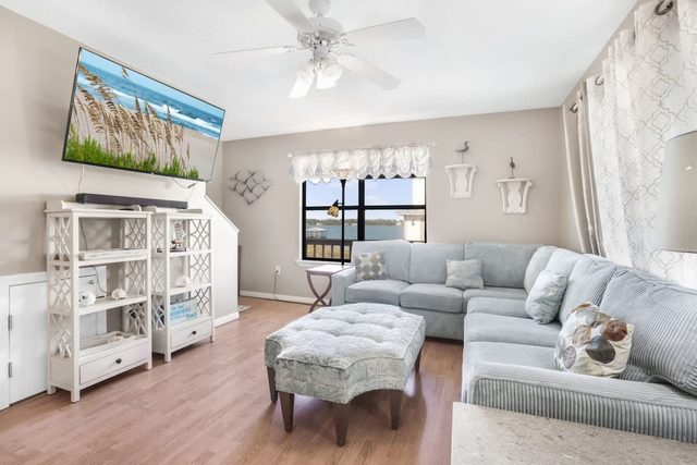 Heron Landing 14- Beach Access Condo w/ Lagoon & Gulf Views, Pool