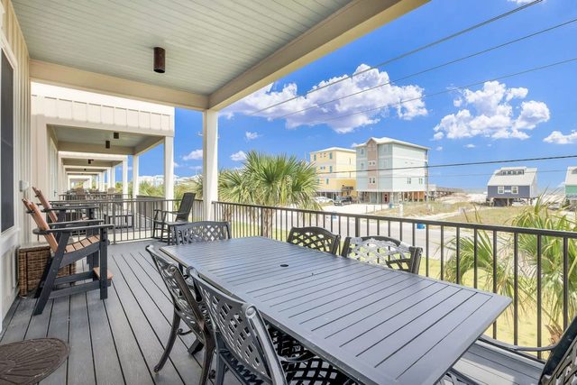 Porpoiseful Life- 4 BR Beach House, Pool & Views!