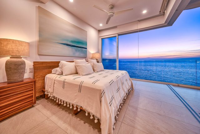 Stunning Oceanfront Condo at Orchid by Maxwell