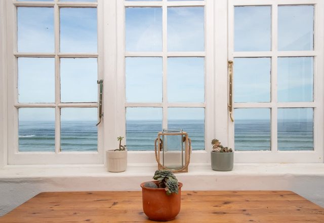 St James Mansions Apartment — St. James, Western Cape