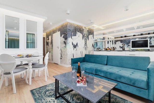 Madalińskiego 11A Krakow | Stylish Apartment by the Wisła River | Parking & Balcony