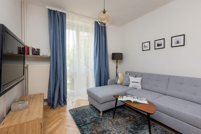Górskiego 1 | Comfortable Apartment | Biurko