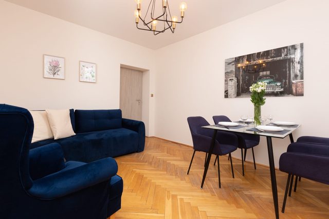 Elektoralna 15 Warsaw | Apartment | Balcony | City centre