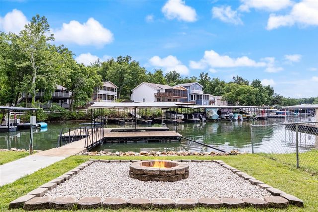 Lakefront House Next to Camden On The Lake — Lake Ozark, MO