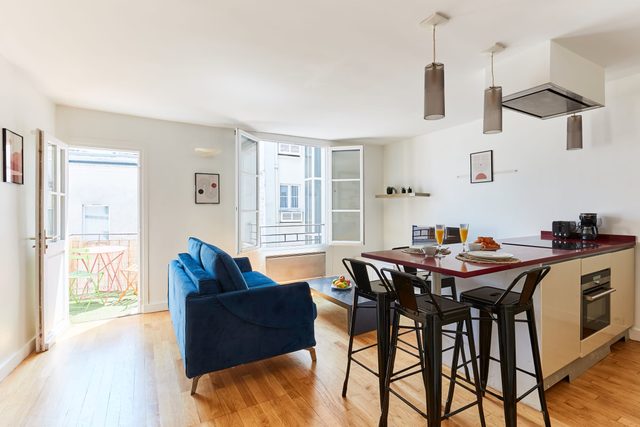 1BR with Balcony - Latin Quarter & Blvd St Germain