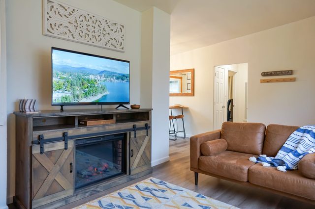 Cozy CDA Cottage | Fire Pit + Walkable Location — Coeur d'Alene, ID