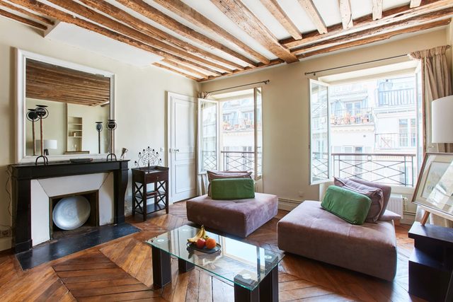 Spacious 2BR between Place Vendome and Madeleine