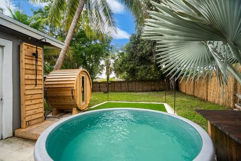 Sauna, Cold Plunge, Putt Putt, Pool, 2BR Sleeps 4 — Fort Lauderdale, FL
