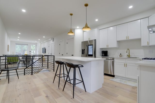 Sojourn's 4 BR + Private Patio at Union Market