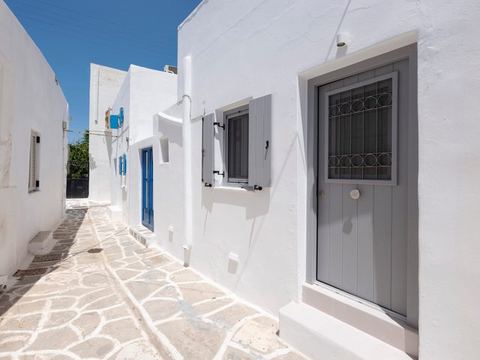 M&M Parikia's Oldtown Studio — Paros, South Aegean