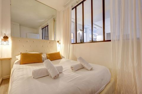 2 bedroom in the heart of Le Marais! — Paris, Île-de-France