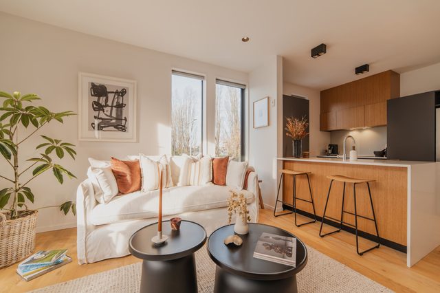 Cambridge Terrace | 2BR | Parking + Balcony | CBD