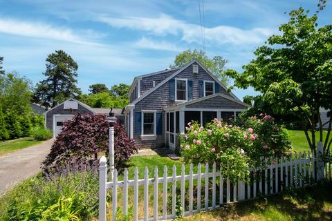 Large Deck, Fire Pit, Dog Friendly, Near Beach - Sleeps 10!