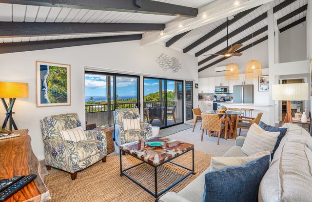 Upscale and Elegant Vistas